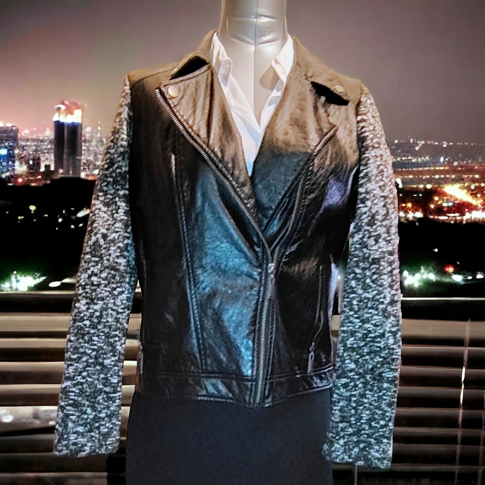 JOU JOU | ✨♠️  Black & Gray Leather- Look Jacket | EUC ✨ size L